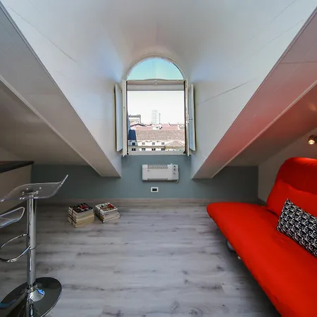 Loft Gioia Centre 3*